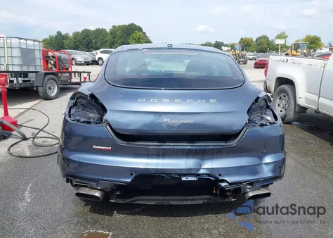 2015 Porsche Panamera 4 z USA, uszkodzony, nr VIN WP0AA2A73FL002597